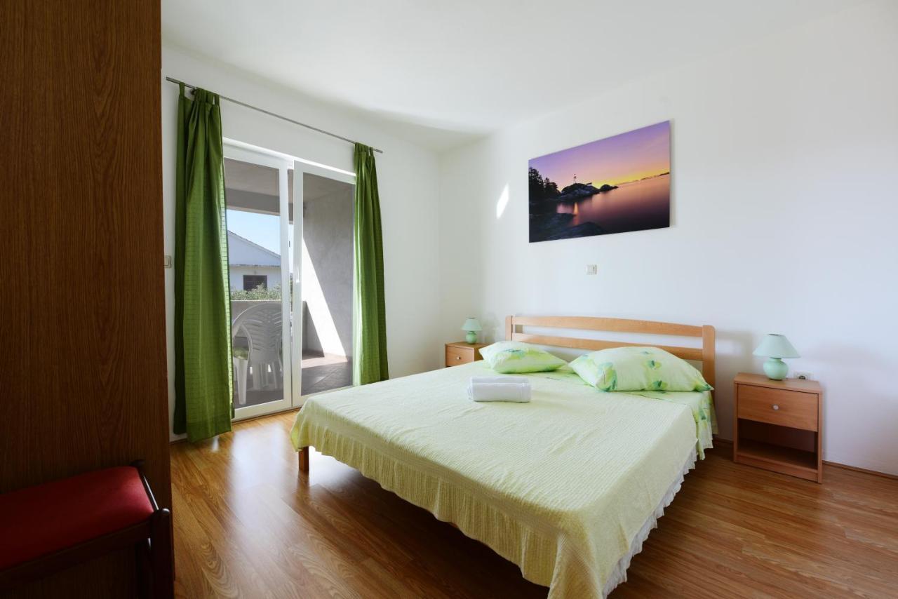 Apartments Sime เพทรอซาเน ภายนอก รูปภาพ