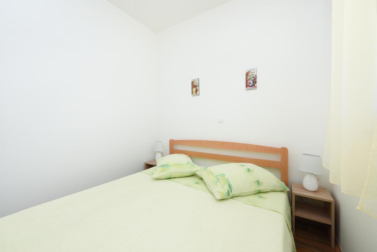Apartments Sime เพทรอซาเน ภายนอก รูปภาพ